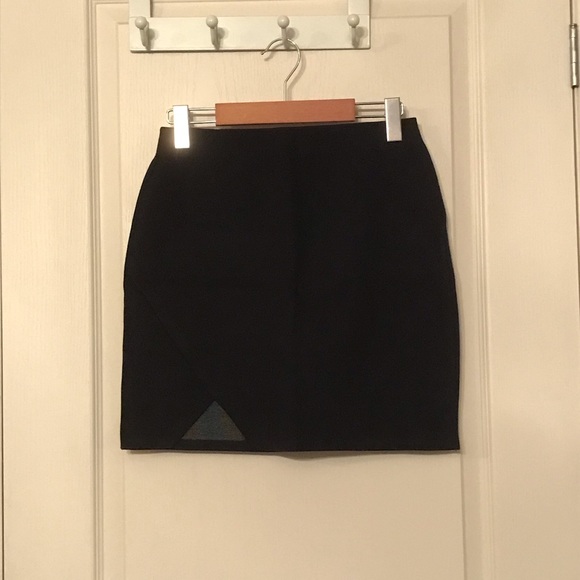 Brand new A&F mini skirt - Picture 1 of 4